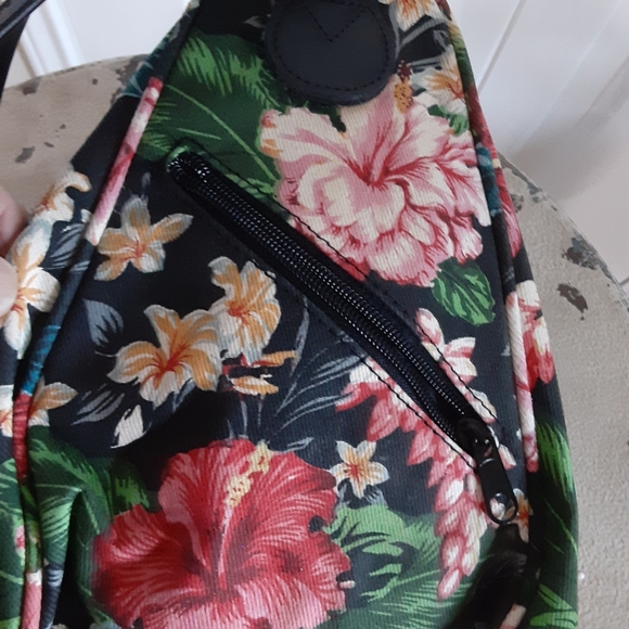 Vinyl, Floral Triangle Sling/ Backpack Convertible Bag - Picture 2 of 8